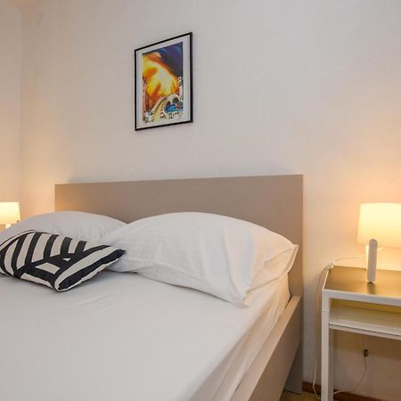 Movo House Apartment Pag Town Luaran gambar